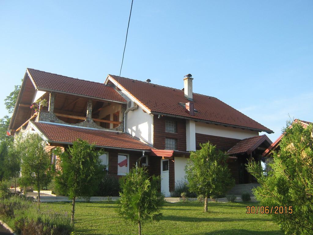 Lavanda Farm Apartmani Rakovica Exterior foto