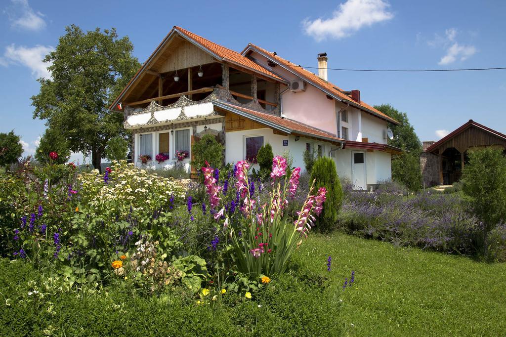 Lavanda Farm Apartmani Rakovica Quarto foto